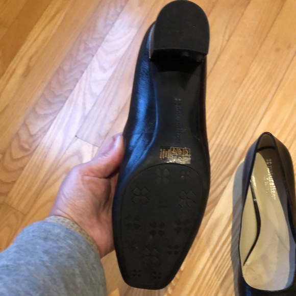 Naturalizer black leather pumps - Picture 7 of 9